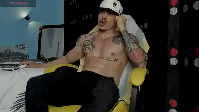 Girls: try live performances with matured performers, from dancing to quirks, in a variety of beautiful sex cams.