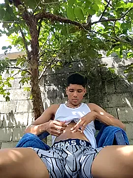 Alex_Sweeting from StripChat is Freechat