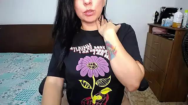 Girls: try live performances with matured performers, from dancing to quirks, in a variety of beautiful sex cams.