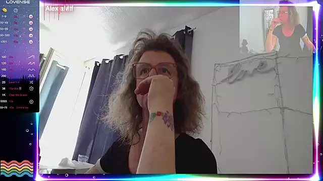 Girls: try live performances with matured performers, from dancing to quirks, in a variety of beautiful sex cams.