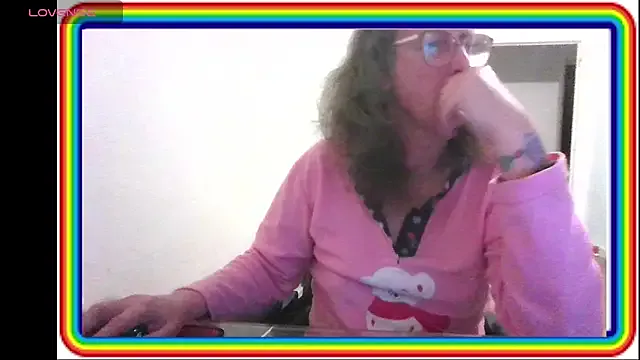 AlexiaMtf from StripChat is Freechat