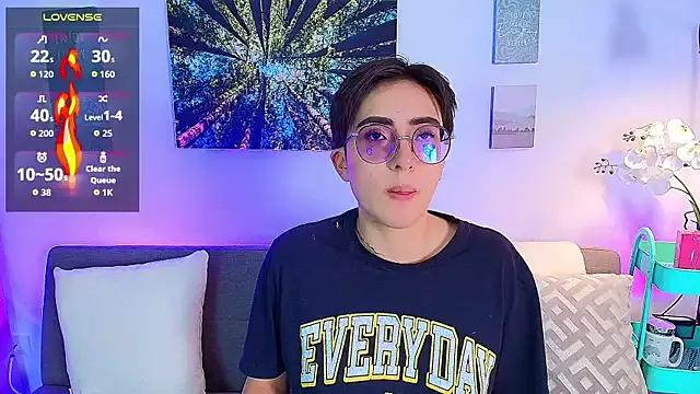 alexmiller_ofi from StripChat is Freechat