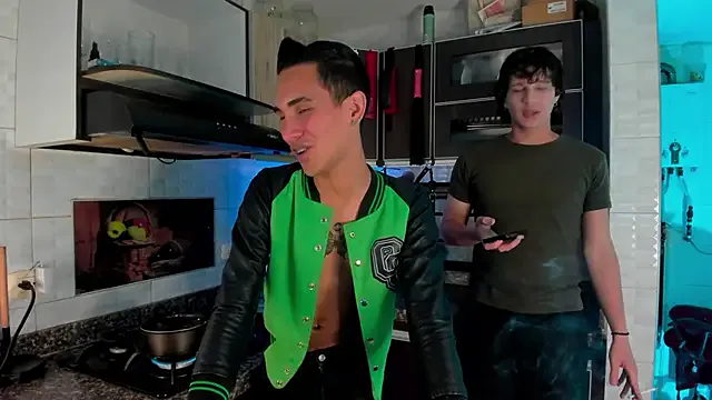 Girls: try live performances with matured performers, from dancing to quirks, in a variety of beautiful sex cams.