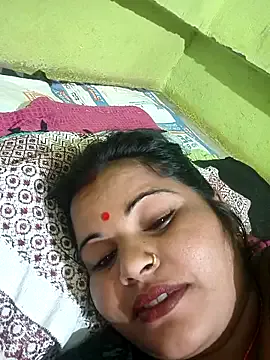 ALEXXA_143 from StripChat is Freechat