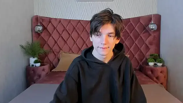 alfred_joness from StripChat is Freechat