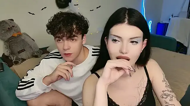 Girls: try live performances with matured performers, from dancing to quirks, in a variety of beautiful sex cams.