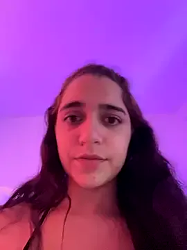 Alice777_ from StripChat is Freechat