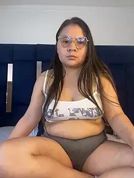 alice_love052 from StripChat is Freechat