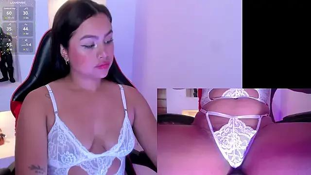 Alice_Roys from StripChat is Freechat