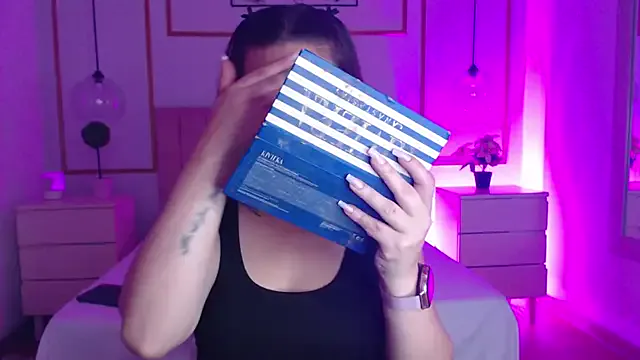 Alice_Sinclair from StripChat is Freechat