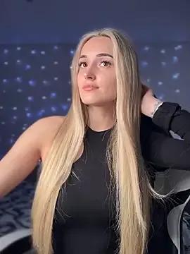 alicebedroom from StripChat is Freechat