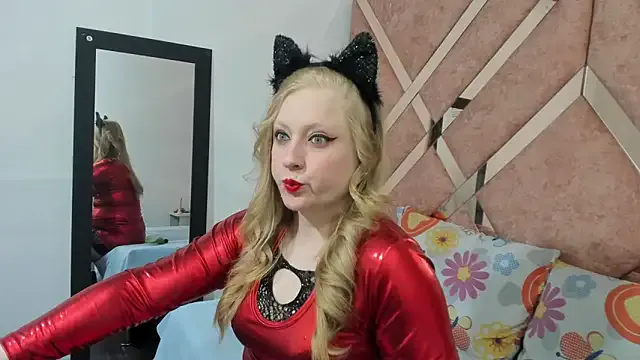 Girls: try live performances with matured performers, from dancing to quirks, in a variety of beautiful sex cams.