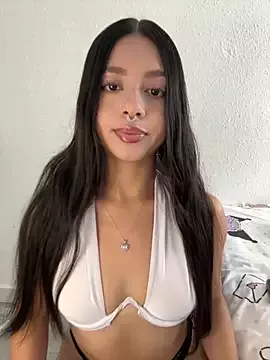 AliceJovovich from StripChat