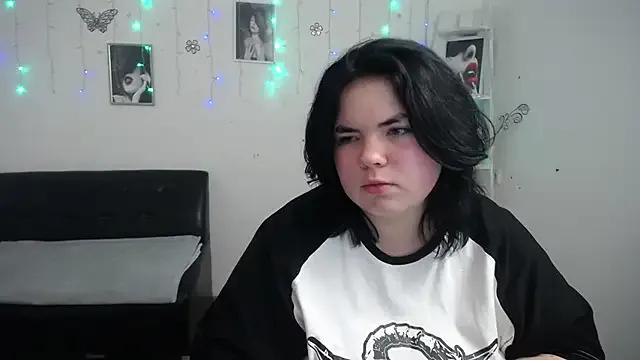 AliceShoft from StripChat is Freechat