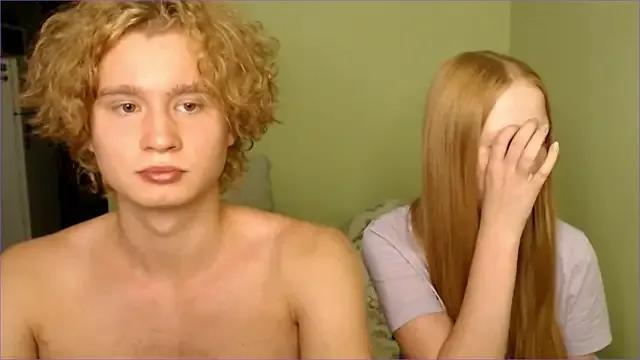 AliceStoneJhonyStone from StripChat is Freechat