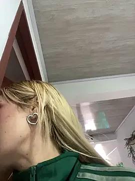 alicev_kitty from StripChat is Freechat