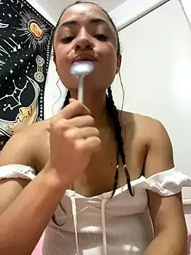 Alicia_ALICIA from StripChat is Freechat