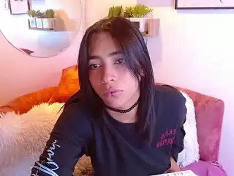 Aliciacute__ from StripChat is Freechat