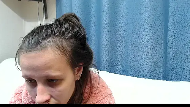 Alisacucumber from StripChat