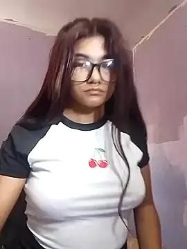 alisaram from StripChat is Freechat