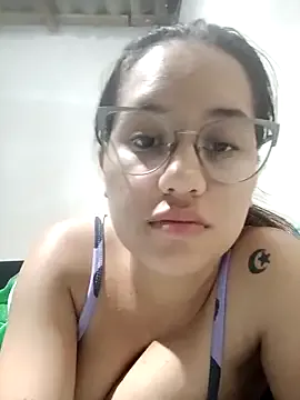 Alise_Ofi from StripChat is Freechat