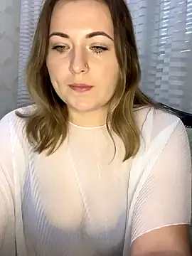 AliseShyness from StripChat is Freechat