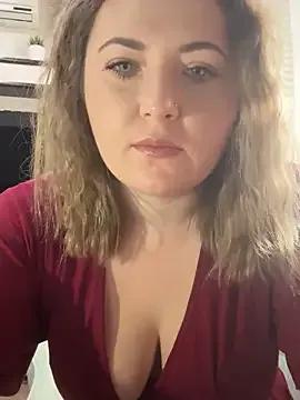 AliseShyness from StripChat is Freechat