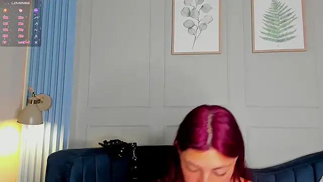 AlisonCold from StripChat is Freechat