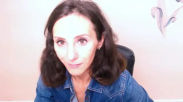 AlissaJersi from StripChat is Freechat