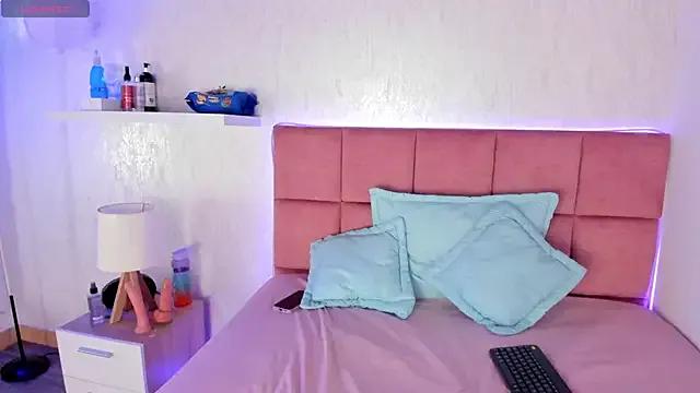 Girls: try live performances with matured performers, from dancing to quirks, in a variety of beautiful sex cams.