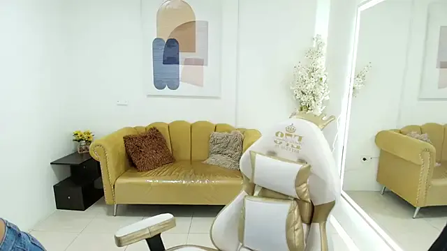 Alisson_sweett from StripChat is Freechat