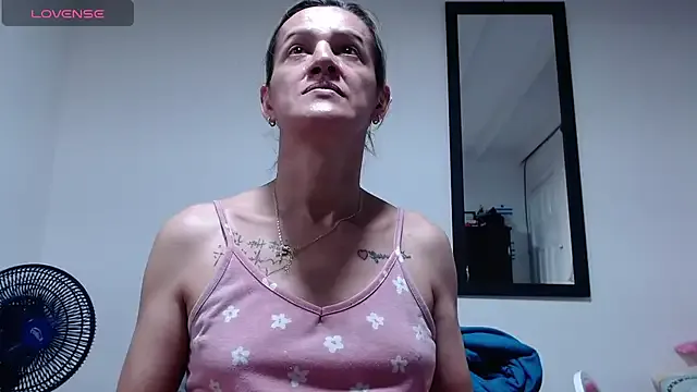 AllysonStonne from StripChat is Freechat