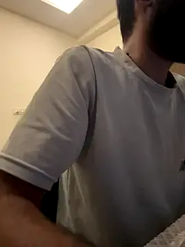 ALWAYSHORNYDADDY from StripChat is Freechat