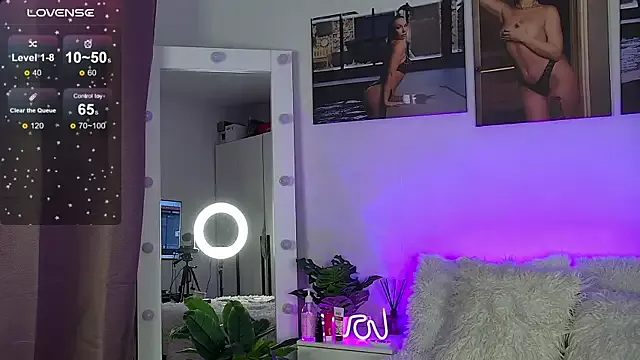 Girls: try live performances with matured performers, from dancing to quirks, in a variety of beautiful sex cams.