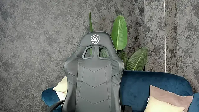 Amanda_Reedd from StripChat is Freechat