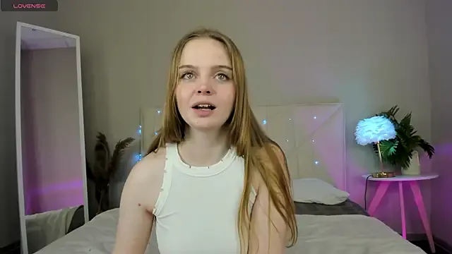 Amanda_steele from StripChat is Freechat