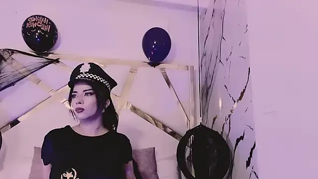 Amara_Martell from StripChat is Freechat