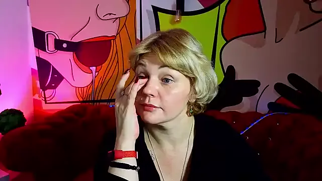 Girls: try live performances with matured performers, from dancing to quirks, in a variety of beautiful sex cams.