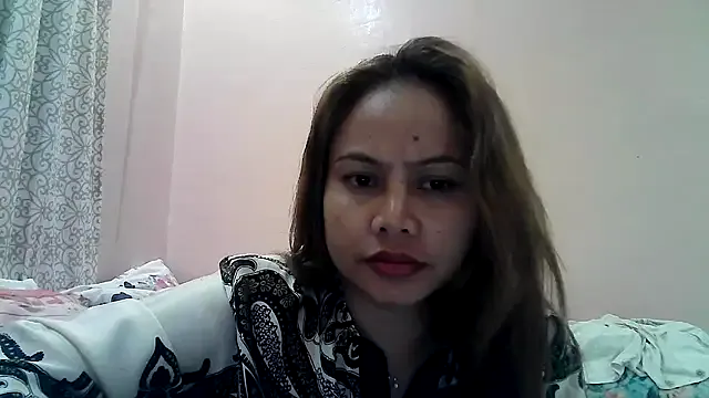 Amarrahlyn from StripChat is Freechat