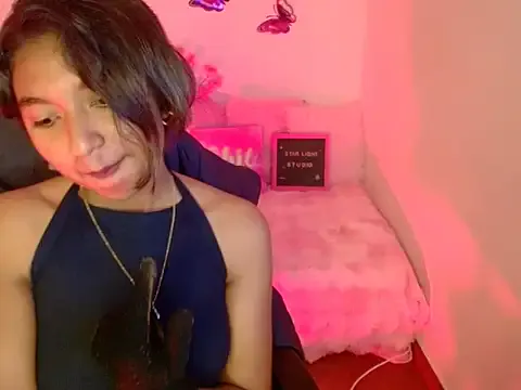 amber__666 from StripChat is Freechat