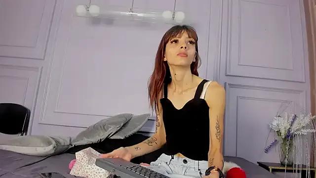 Amber__rous from StripChat is Freechat