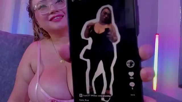 Amber_bunnyx from StripChat is Freechat