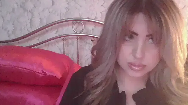 Amber_EyesX from StripChat is Freechat