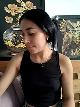 AmberGold- from StripChat is Freechat