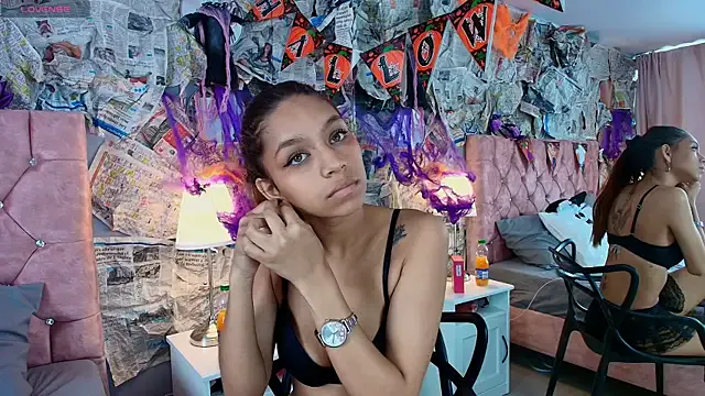 Girls: try live performances with matured performers, from dancing to quirks, in a variety of beautiful sex cams.