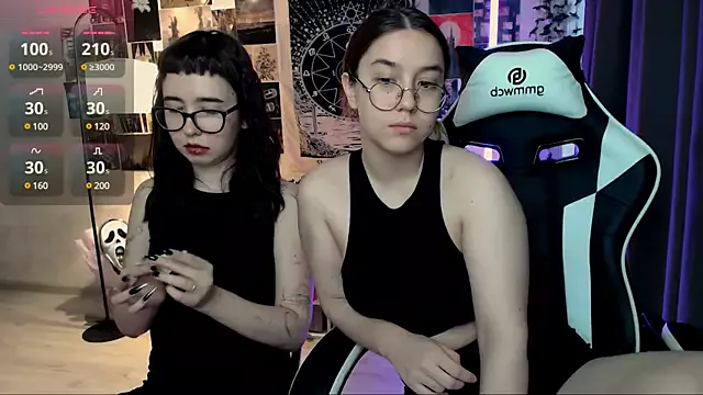 Girls: try live performances with matured performers, from dancing to quirks, in a variety of beautiful sex cams.