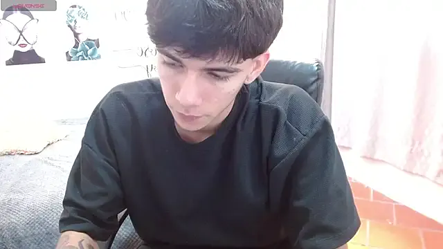 Girls: try live performances with matured performers, from dancing to quirks, in a variety of beautiful sex cams.