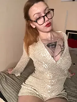 Amore_Mia_ from StripChat is Freechat