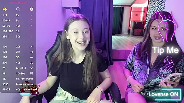 Girls: try live performances with matured performers, from dancing to quirks, in a variety of beautiful sex cams.