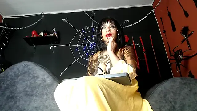 amy-mistress from StripChat is Freechat